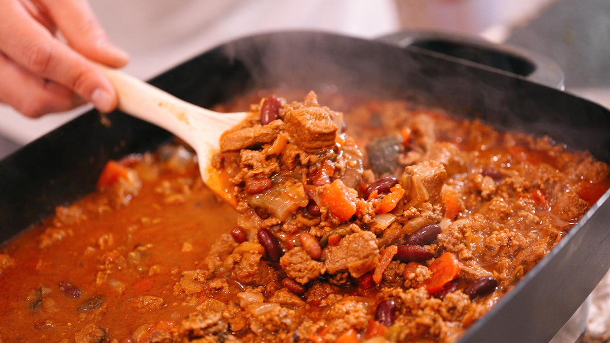 Dan-Good Two-Pot Beef Chili Recipe