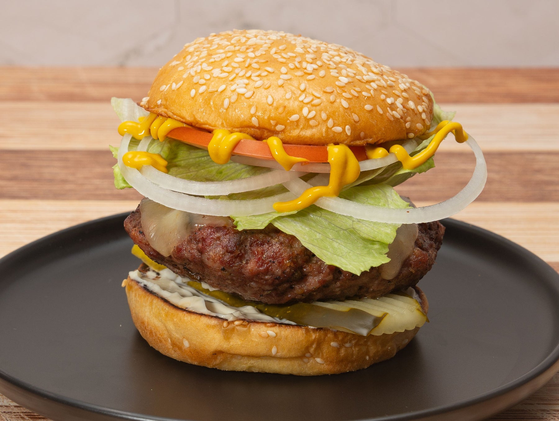 Jalapeno Cheesoning Smoked Cheeseburger