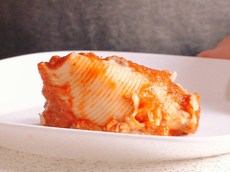 How to make Smoked stuffed pasta shells