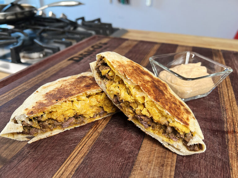 Cheesy Sirloin Steak Crunchwrap